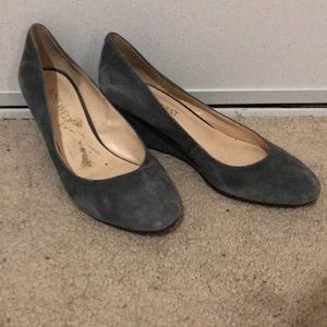 Gray Ninewest small wedges
